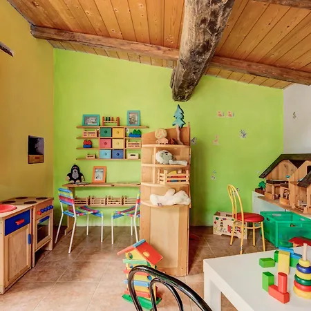 Casa Seta, Cascine Crema Mit Grossem Pool, Pool-, Billard-, Spiel-, Brotbackhaus * Cortemilia